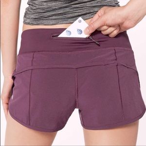 Lululemon 4” Speed Up Lined Shorts with back zip pocket in burgundy